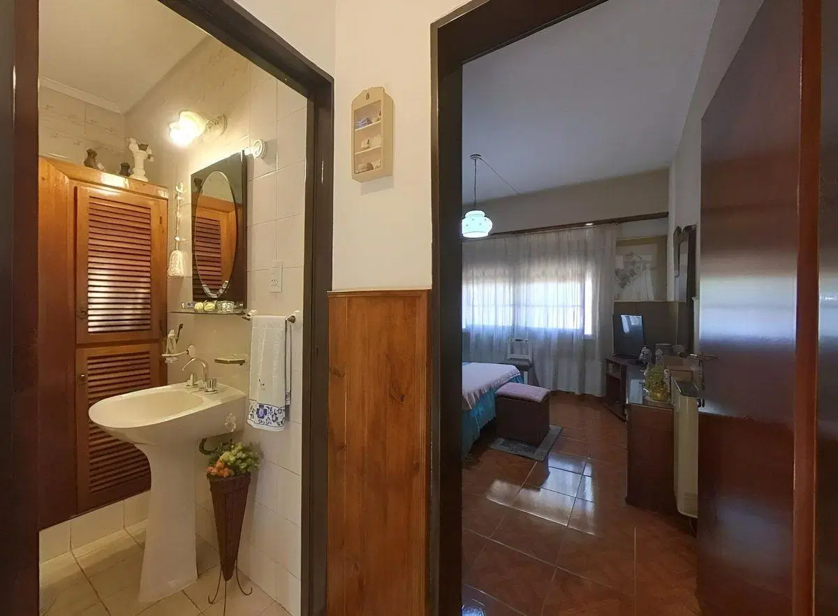 Venta casa 3 ambientes Remedios de Escalada terraz 5