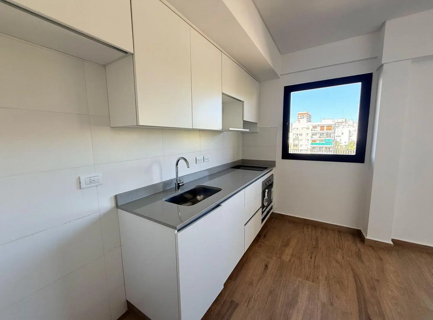 MONOAMBIENTE EN VENTA A ESTRENAR CABALLITO 3