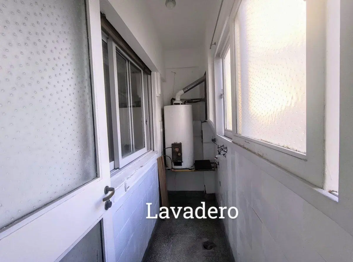 DEPARTAMENTO 3 AMBIENTES BOEDO VENTA BALCON 8° 5