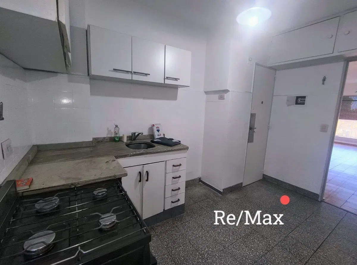 DEPARTAMENTO 3 AMBIENTES BOEDO VENTA BALCON 8° 2