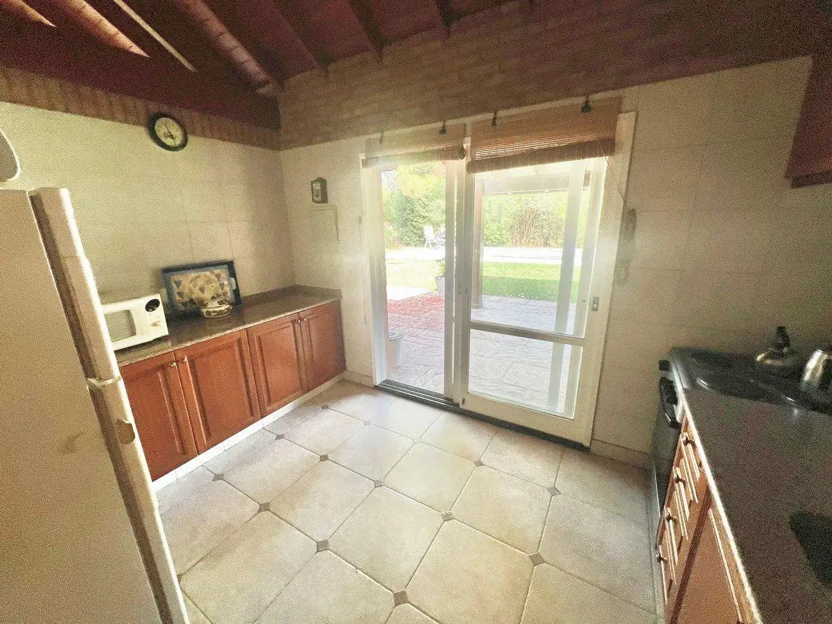 VENTA Casa 5 amb-2 lotes-1.400 m2-CARDALES.C.CLUB 5