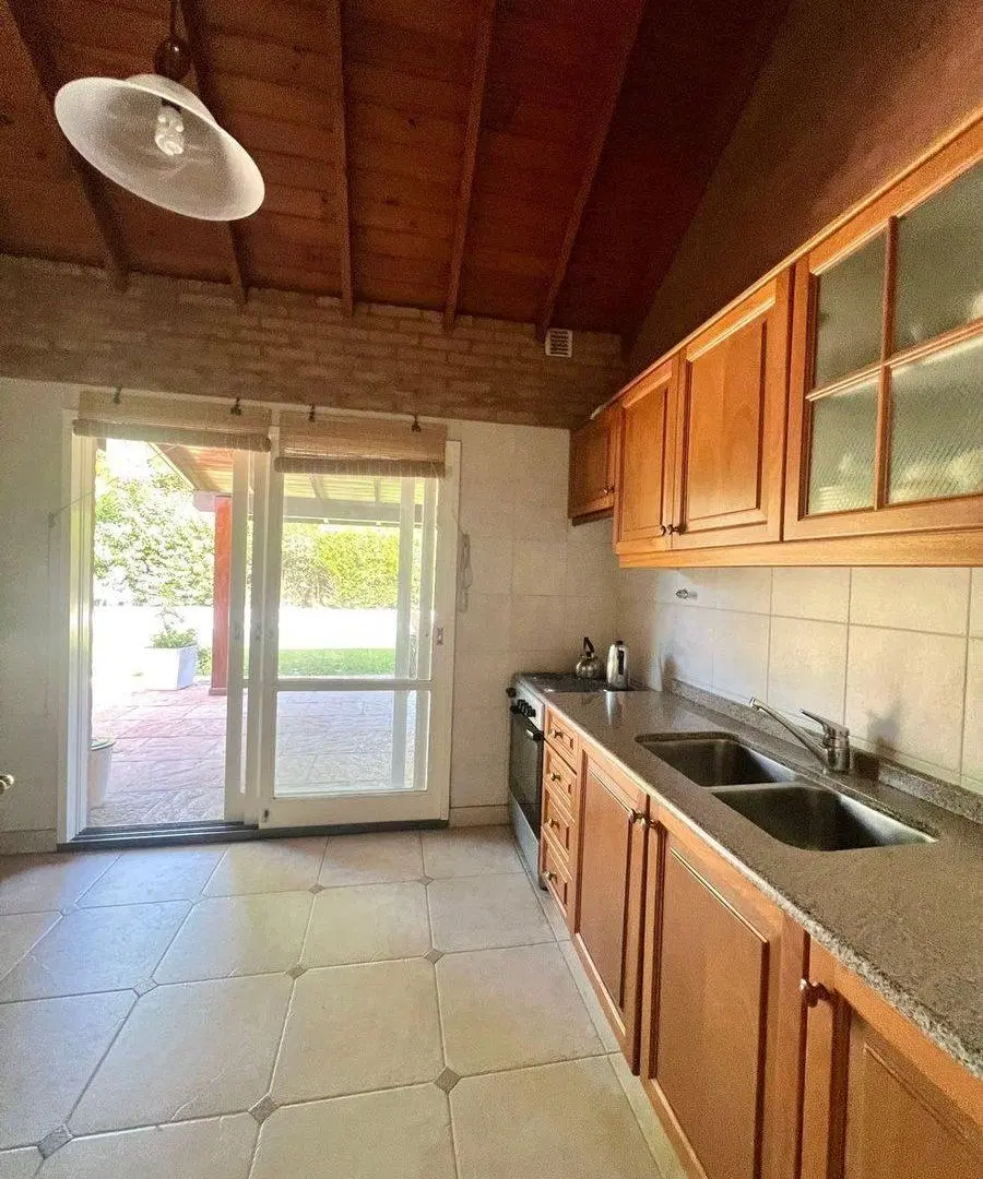 VENTA Casa 5 amb-2 lotes-1.400 m2-CARDALES.C.CLUB 2