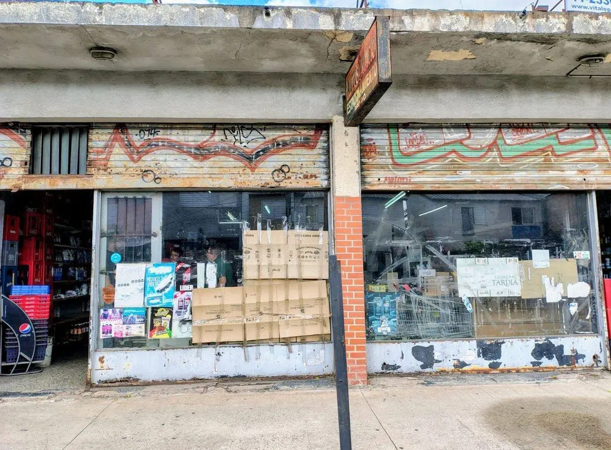 VENTA de Local 200 m² Av Marconi 2200 El Palomar 4