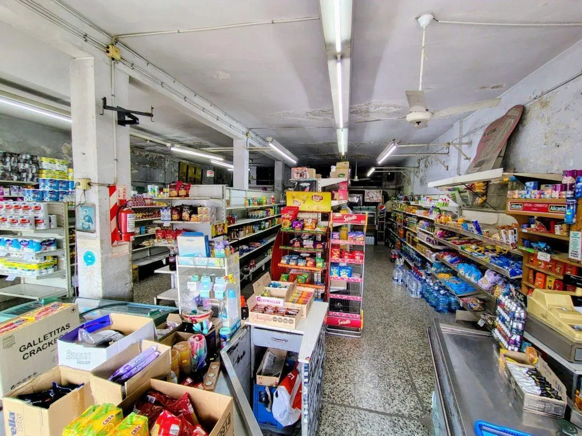 VENTA de Local 200 m² Av Marconi 2200 El Palomar 3