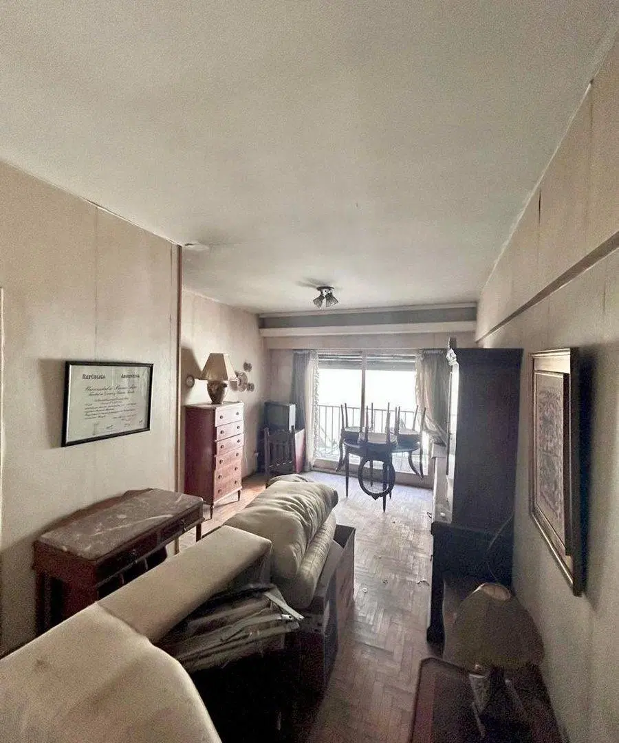 VENTA Dpto 3 amb - a reciclar - balcón - Almagro 4