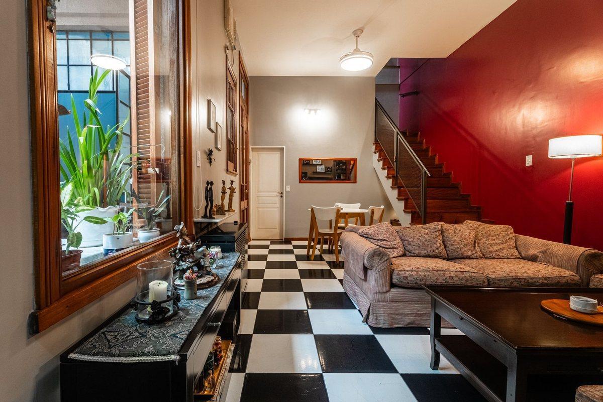 Foto de VENTA- PH- 5 AMBIENTES- PARQUE AVELLANEDA- TERRAZA, imagen 1