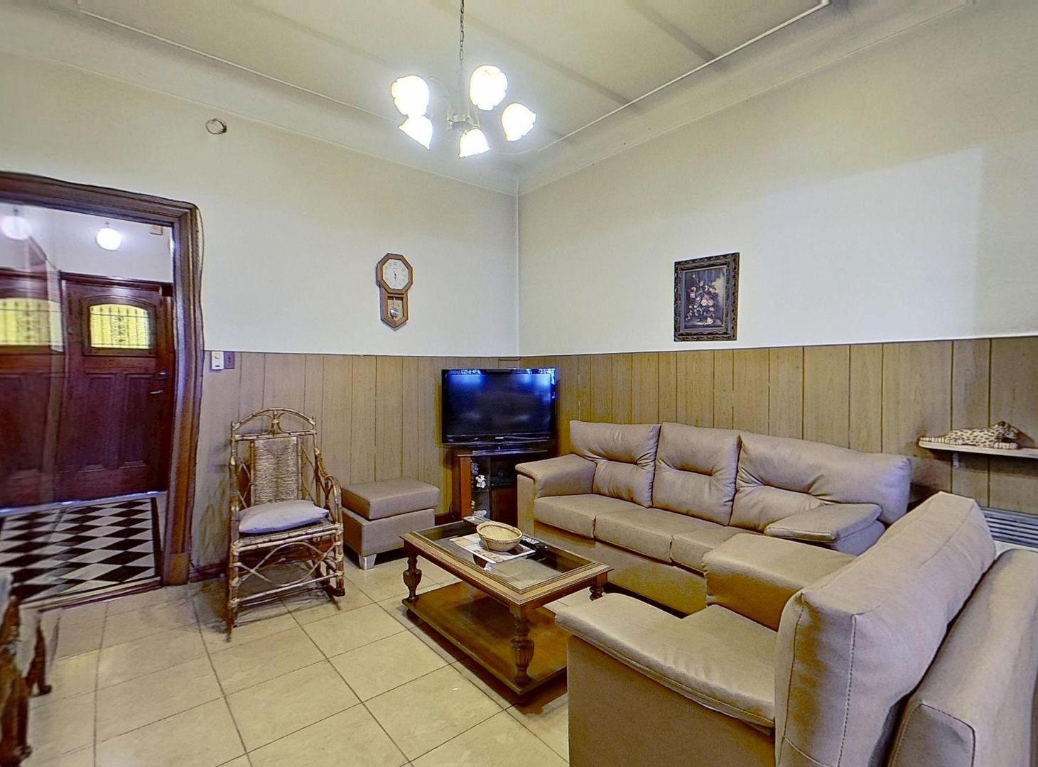 Casa lote propio con doble vivienda,jardín quincho