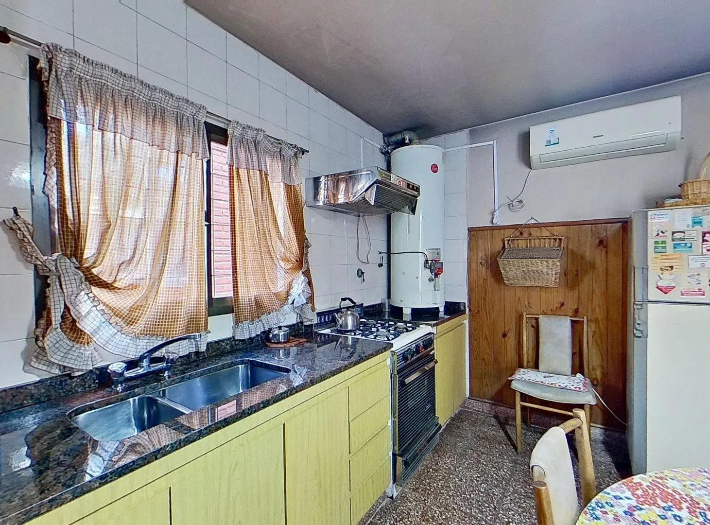Casa lote propio con doble vivienda,jardín quincho 3