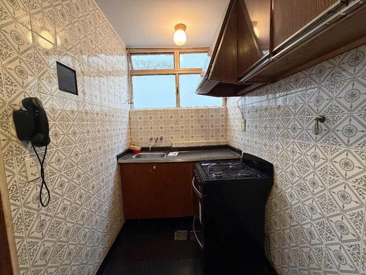 Venta Departamento 2ambientes lateral Barrio Norte 3