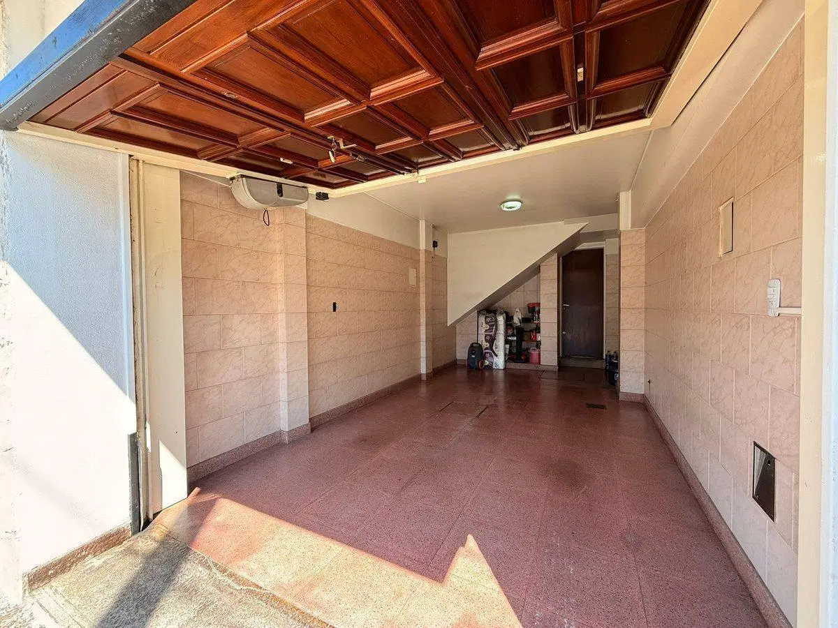 VENTA CASA 5 AMB. 2 PLANTAS C/QUINCHO APTO CRÉDITO 4