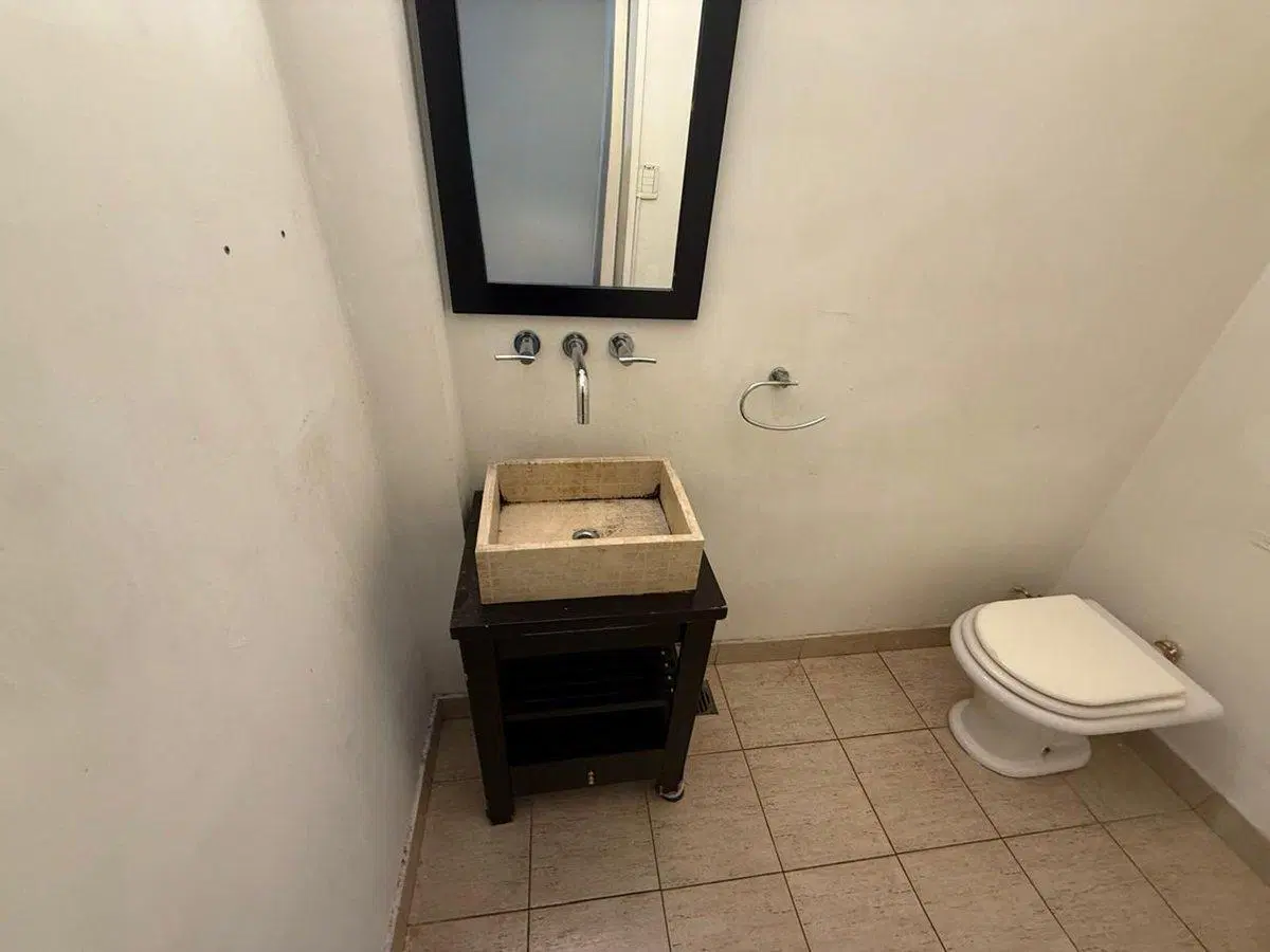 ALQUILER OFICINA 40M2 EN RETIRO 2