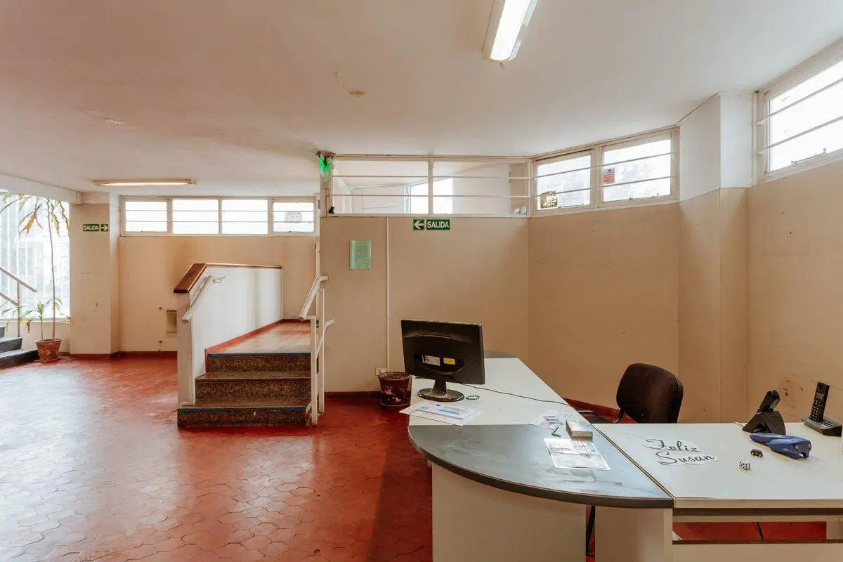 Laboratorio o local en venta en Parque Patricios 2