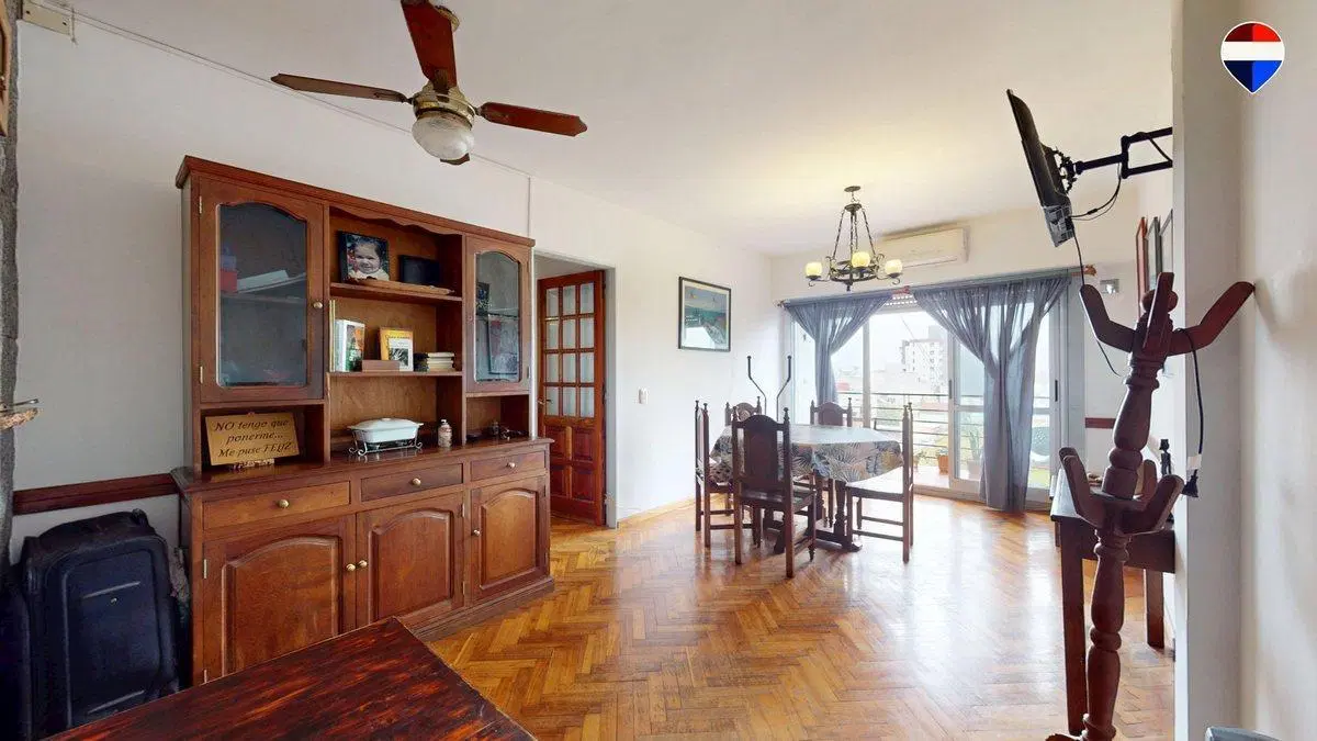 Venta depto 4 amb c/balcón en Av. Mitre Avellaneda 2