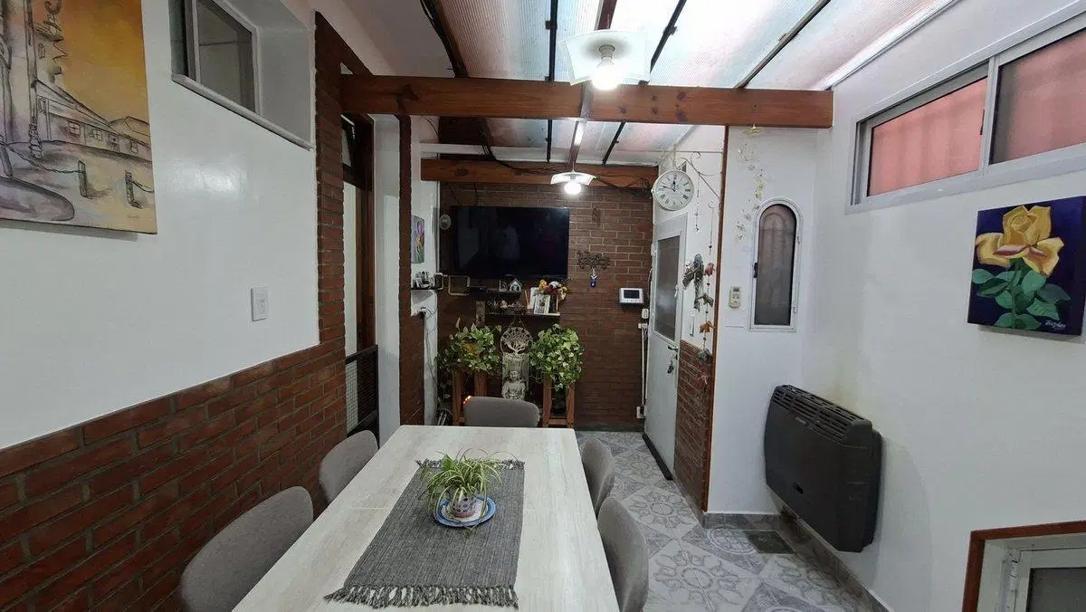 Venta PH al Fondo c/Patio y Parrilla - Crucesita 8