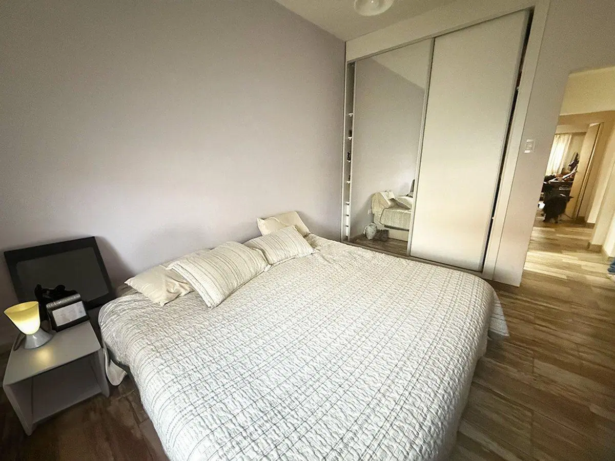 CASA EN VENTA RECICLADA A NVA SARANDI AVELLANEDA 8