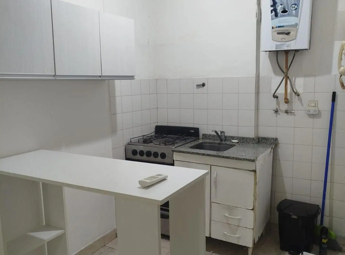 DEPARTAMENTO EN ALQUILER MONOAMBIENTE 3