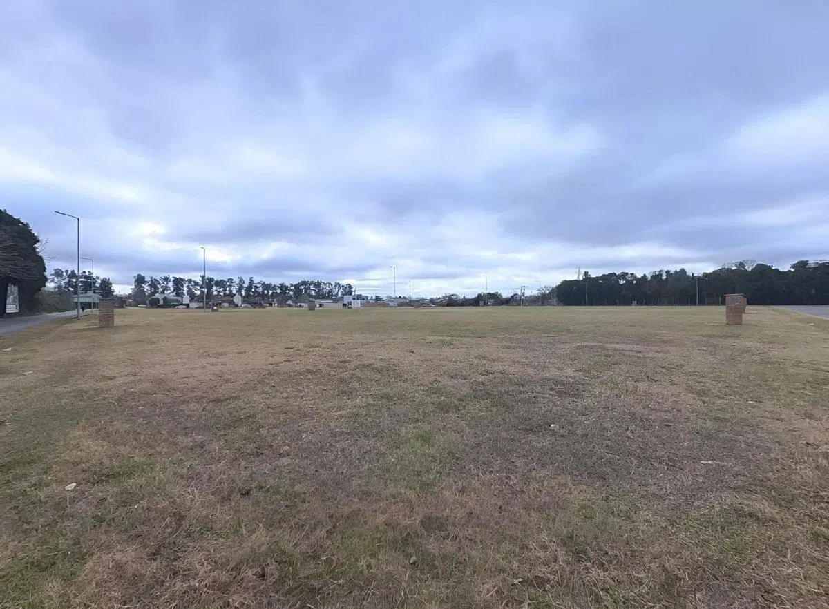 Lotes en venta en Lujan de 300 m2 dueño financia 4