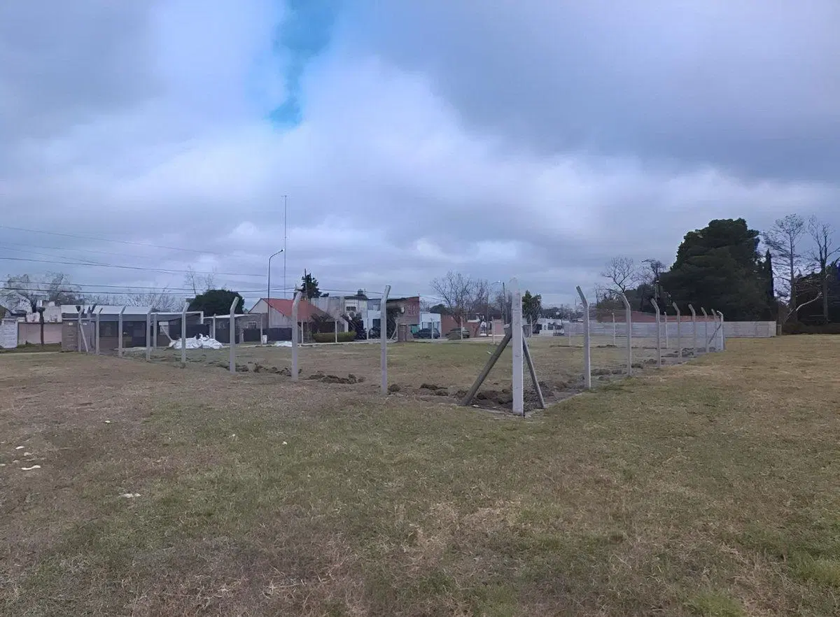 Lotes en venta en Lujan de 300 m2 dueño financia 5