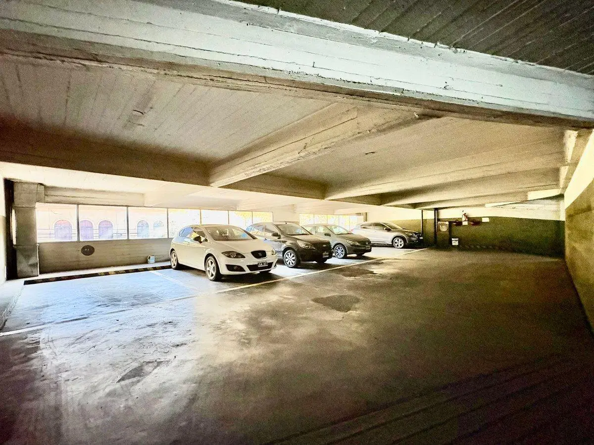 VENTA COCHERA  VILLA CRESPO GRAN UBICACIÓN PISO 1° 8