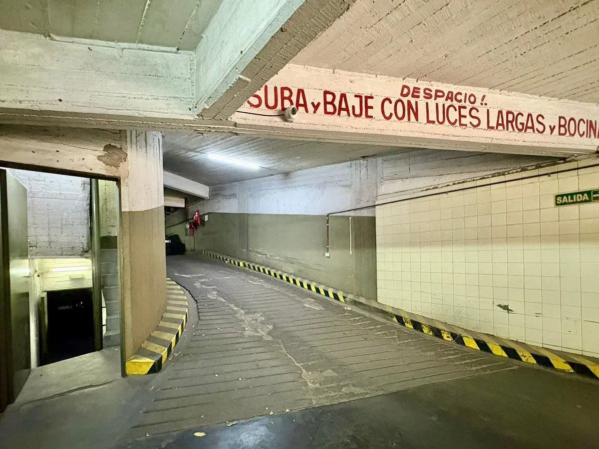 VENTA COCHERA  VILLA CRESPO GRAN UBICACIÓN PISO 1° 2