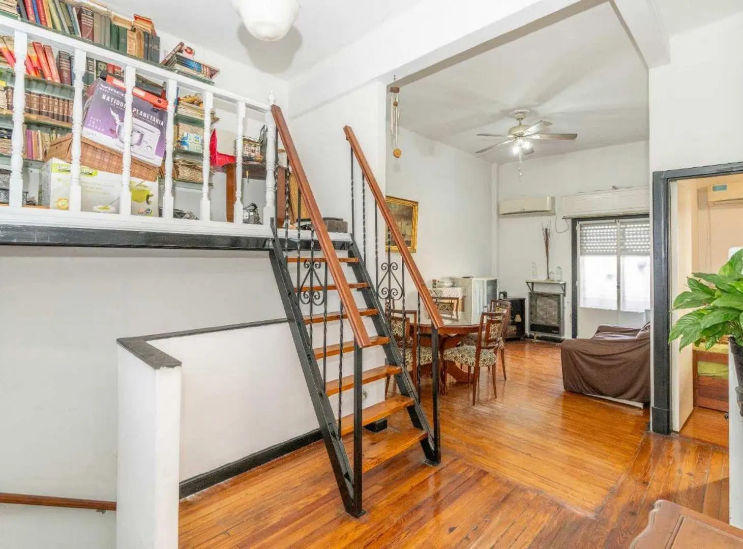 Venta PH 5 AMB San Telmo balcones terraza propia 4