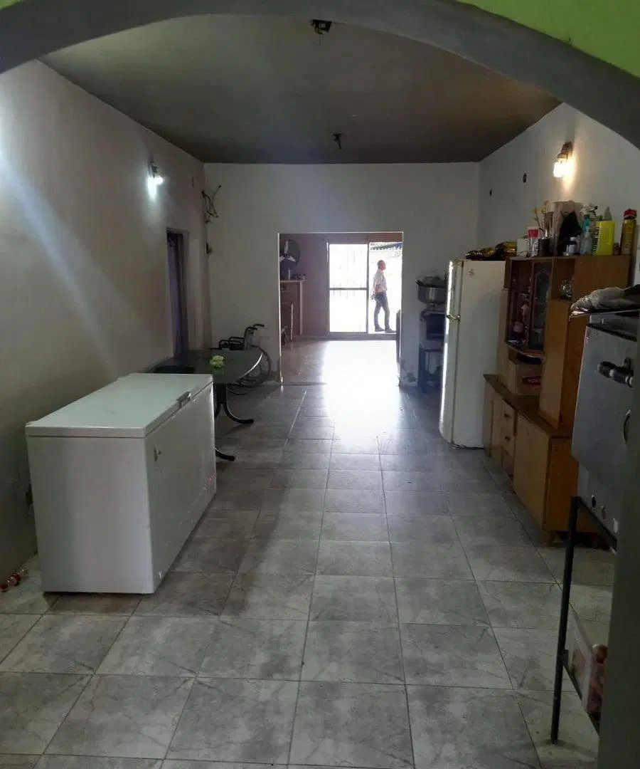 VENTA CASA LOTE PROP.7 AMB.C/JARDÍN. LOMAS DE ZAMO 2