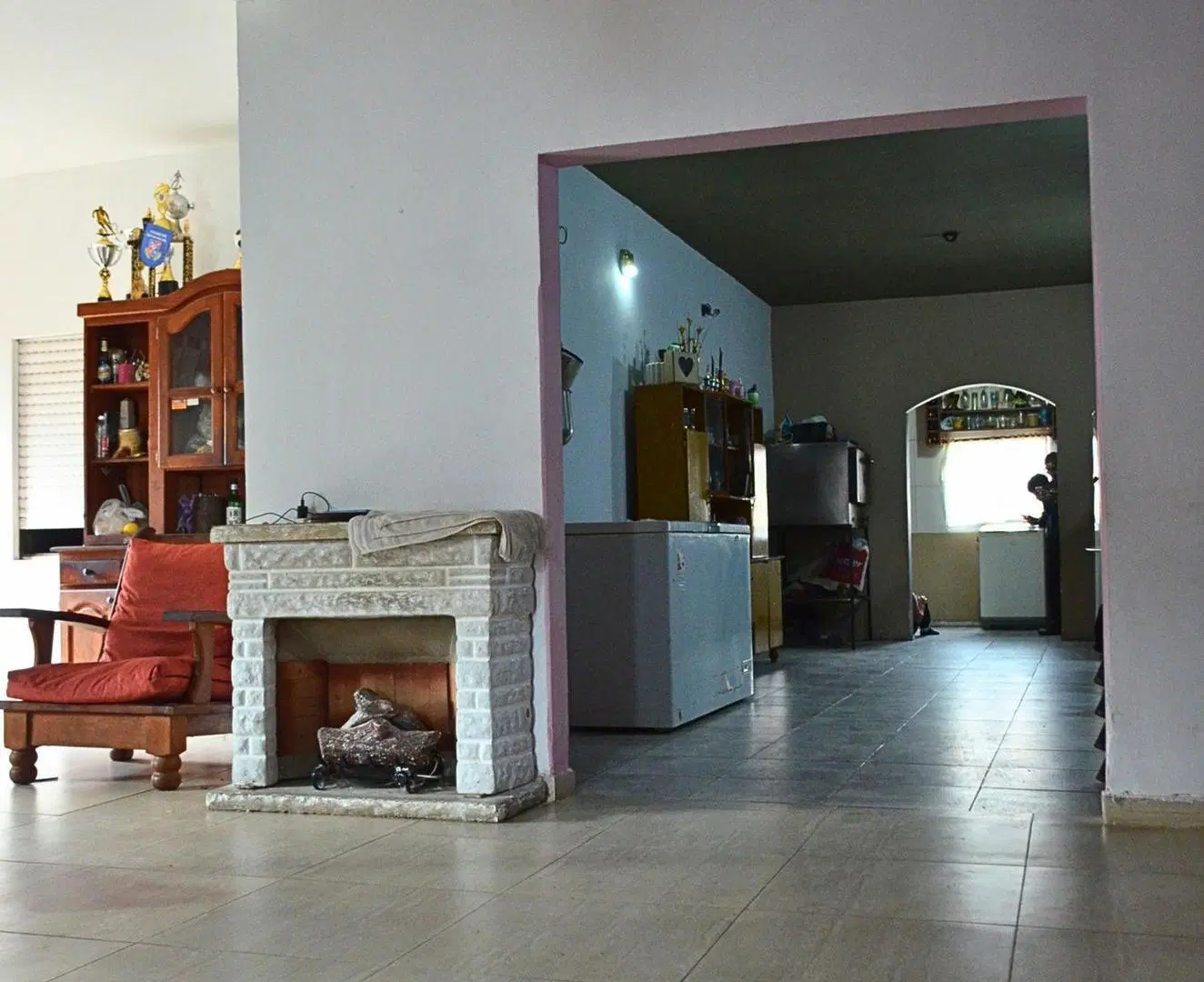 VENTA CASA LOTE PROP.7 AMB.C/JARDÍN. LOMAS DE ZAMO 8