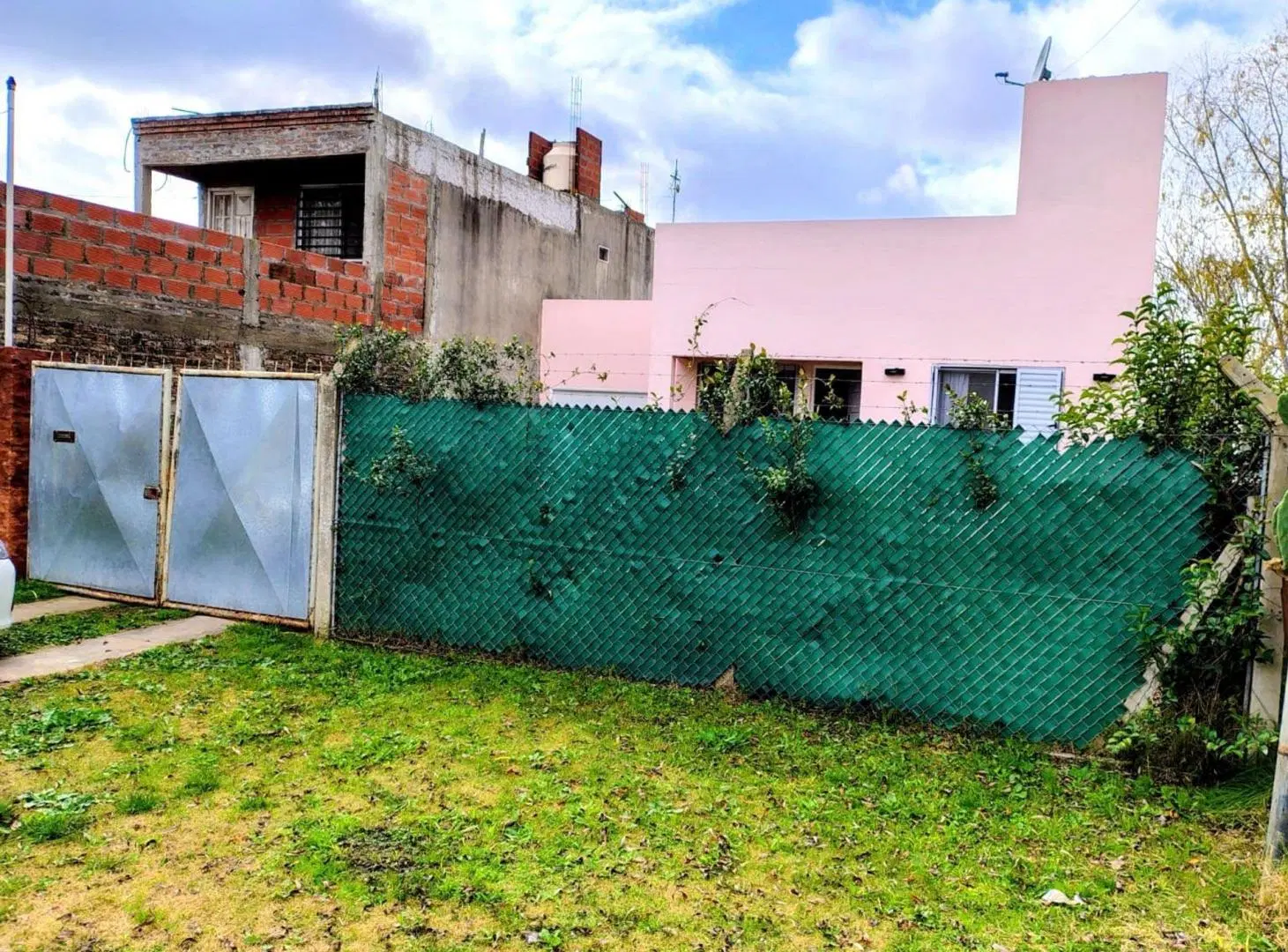 VENTA Casa 3 AMB. gran parque en Olivera A/CREDITO 5