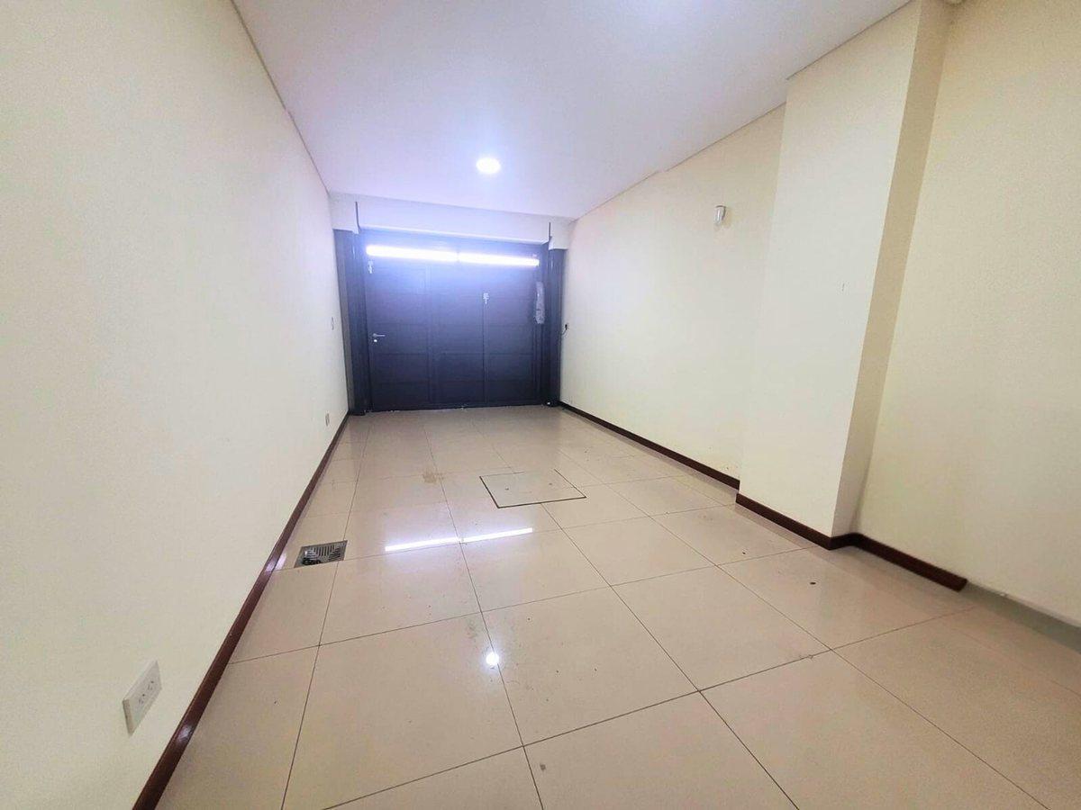 Foto de CASA 4 AMB. VENTA SAN JUSTO CON COCHERA PILETA, imagen 2