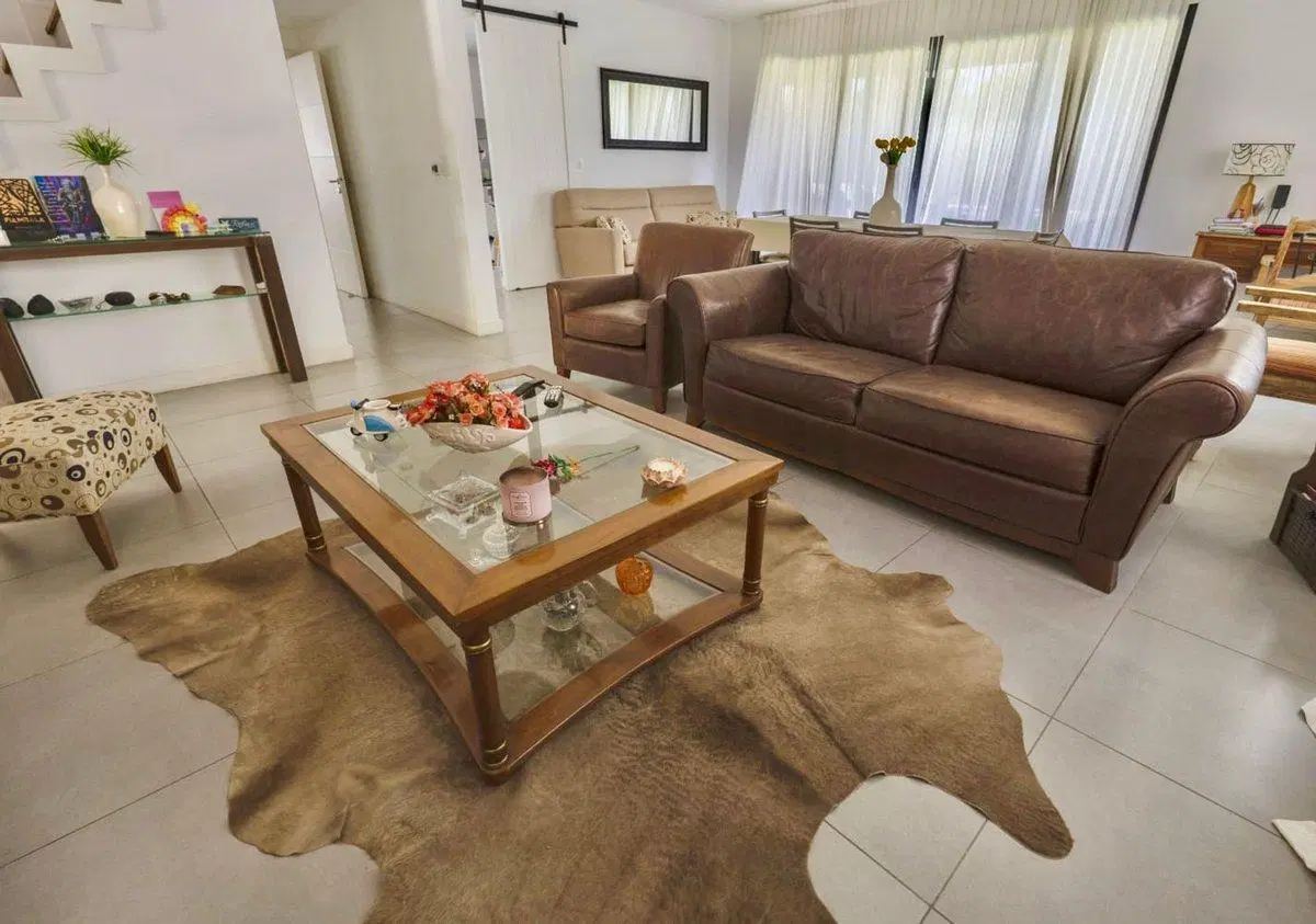 VENTA CASA 5 amb PILAR Bo.SAUSALITO PILETA 3