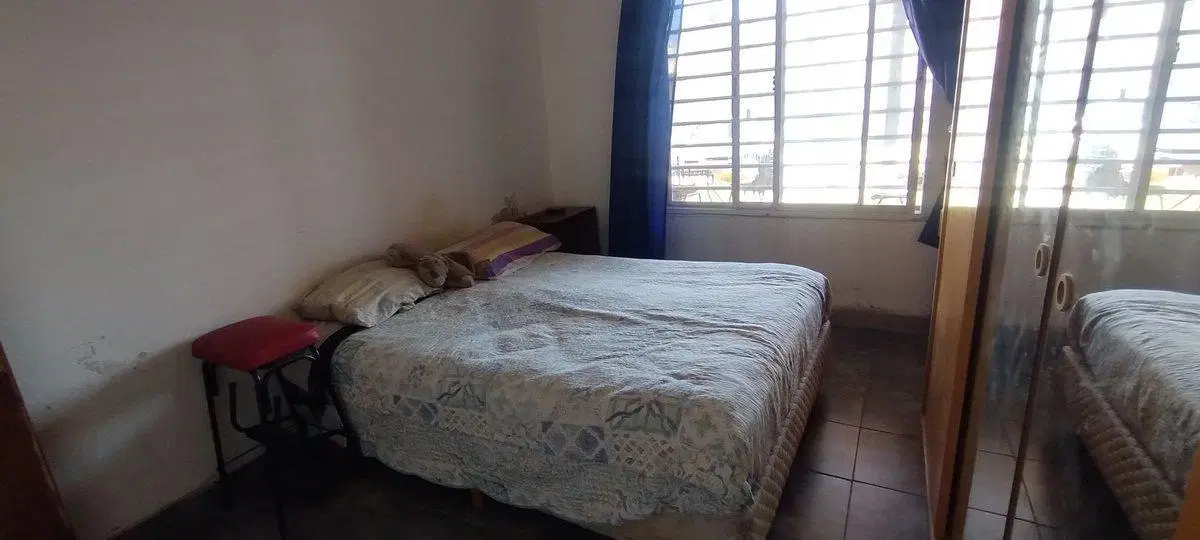 Venta PH 3 Ambientes en Moron con Patio y Cochera 4