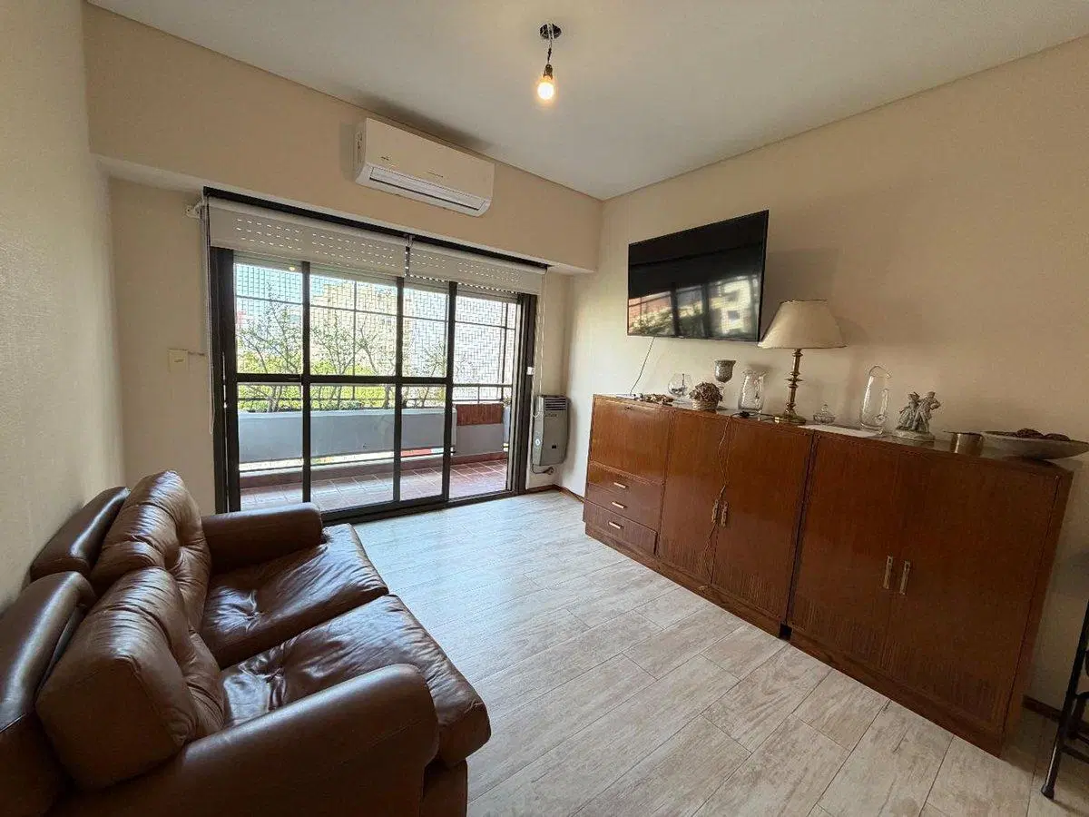 Venta Semipiso 3 amb al frente 5º Piso, Liniers 4