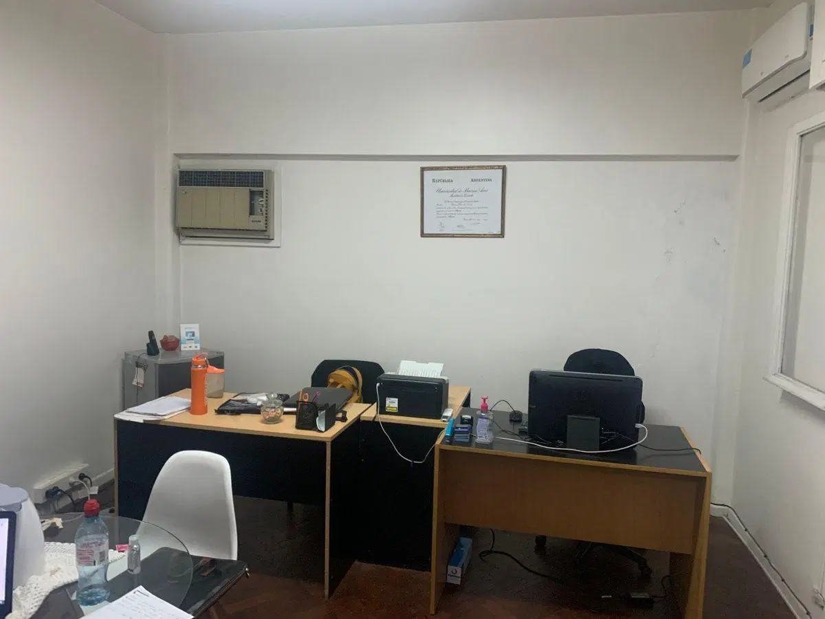 VENTA OFICINA TRIBUNALES 3
