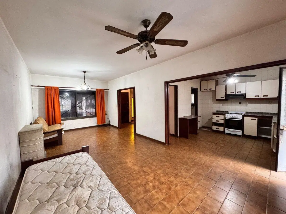 Venta CASA 4 Ambientes con galpón, Villa Ballester 2