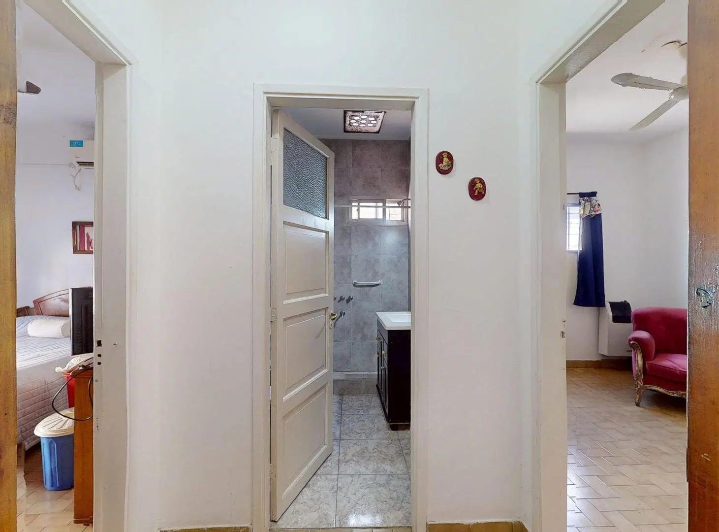 Venta PH 2 dorm · Sarandí patio parrilla · cochera 8