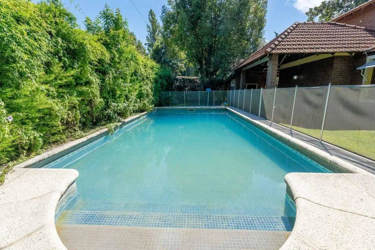 VENTA CASA 4 AMB CLUB PRIV LOMA VERDE ESCOBAR 3