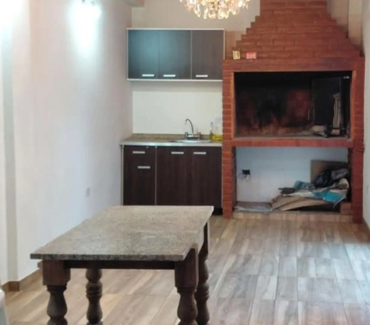 5 Amb CASA Jardin Quincho Cochera VENTA FLORES 8