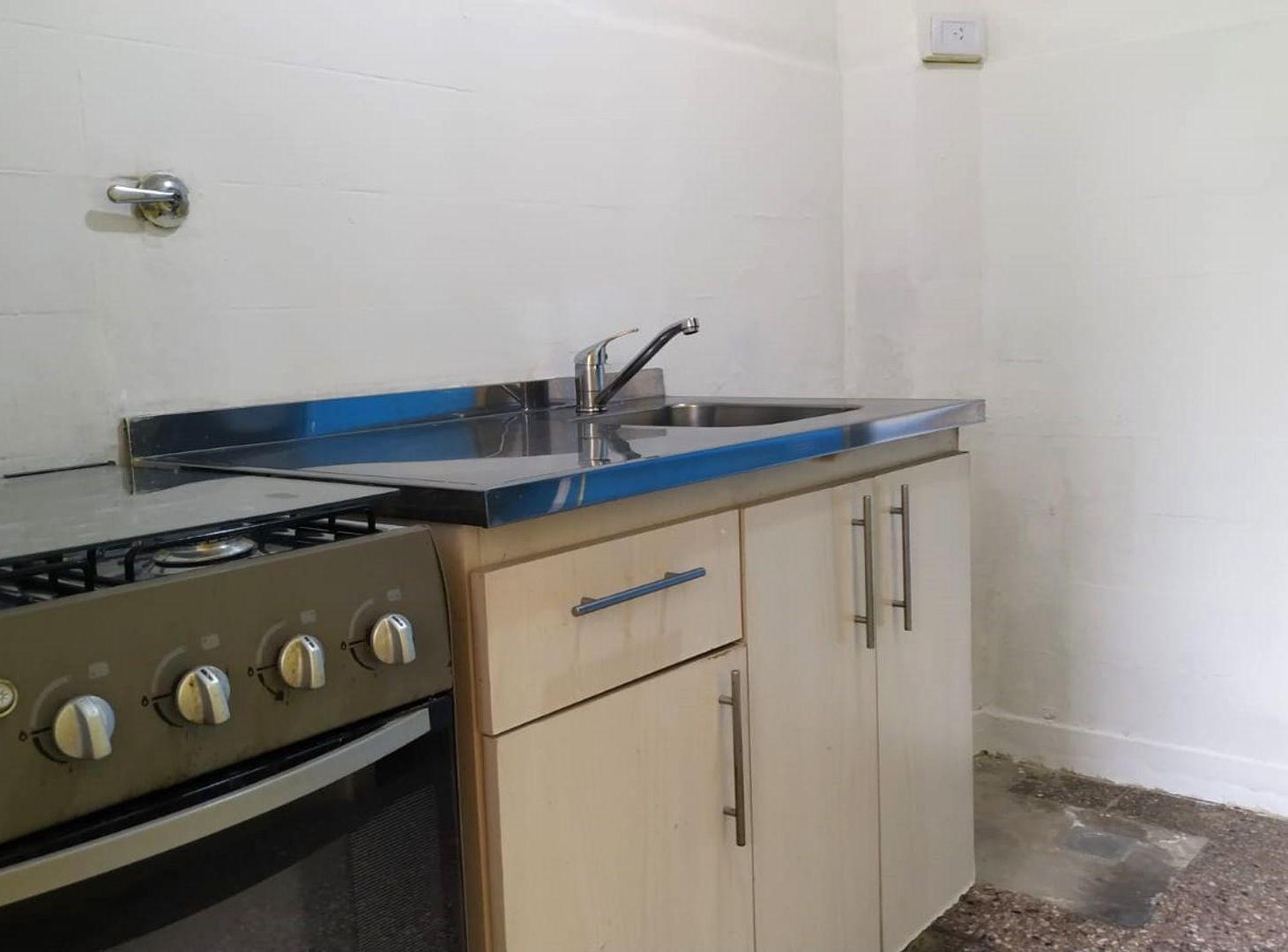 Foto de Venta departamento 2 ambientes San Cristóbal patio, imagen 5