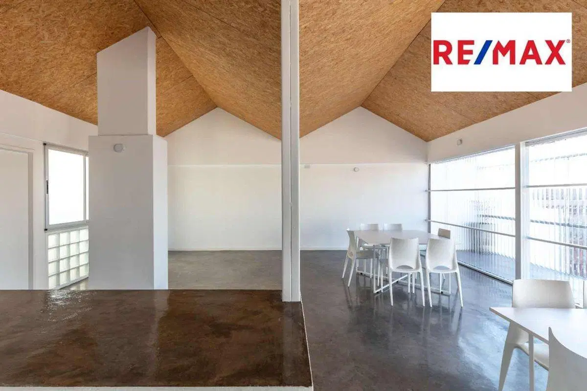 Departamento con cochera en venta en Saenz Peña 5