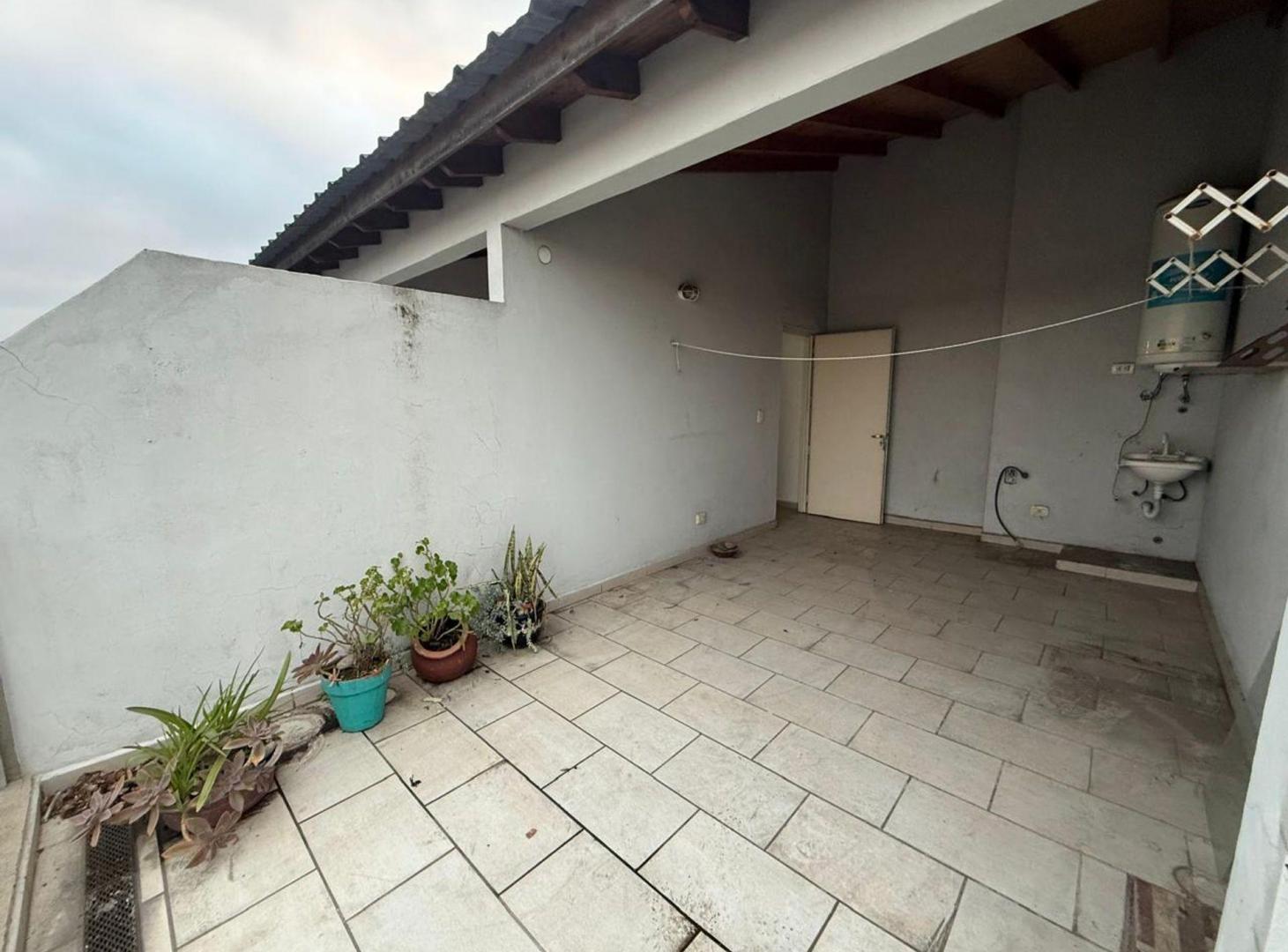 Foto de DEPARTAMENTO 3 AMBIENTES VILLA LUZURIAGA COCHERA, imagen 3