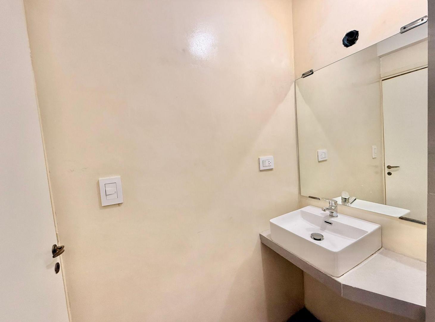 Foto de VENTA DEPTO. SEMIPISO 4 AMBIENTES CABALLITO, imagen 4