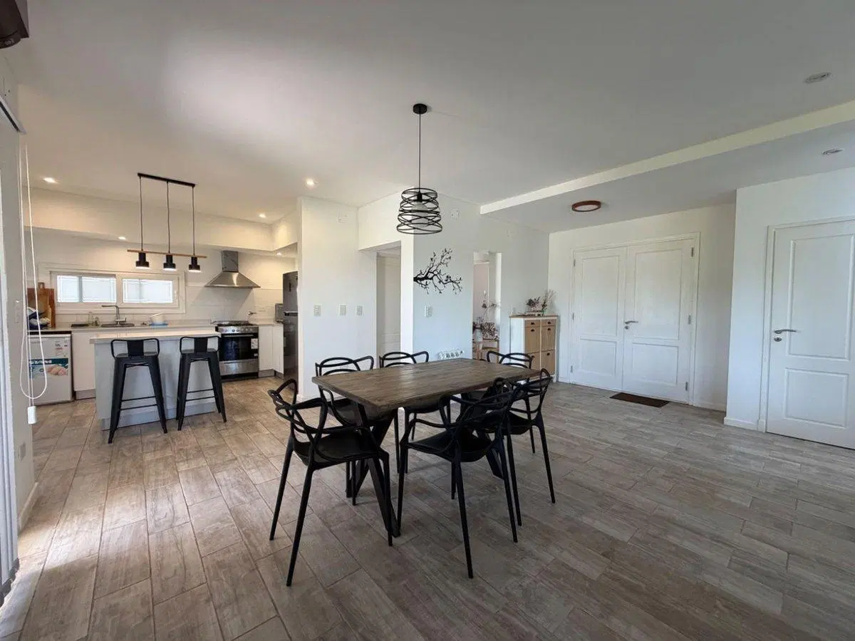 Venta Casa 4 amb, pileta, jardín, Haras del Sur 3 5