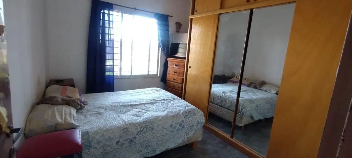 CASA EN VENTA EN BLOCK 3 AMBIENTES EN MORON 2