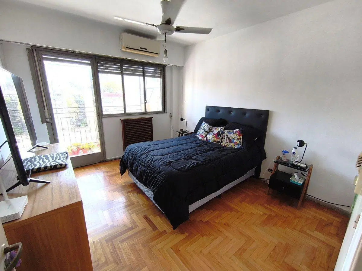 Departamento. Venta.  Villa Crespo.  2 Amb. Balcón 4