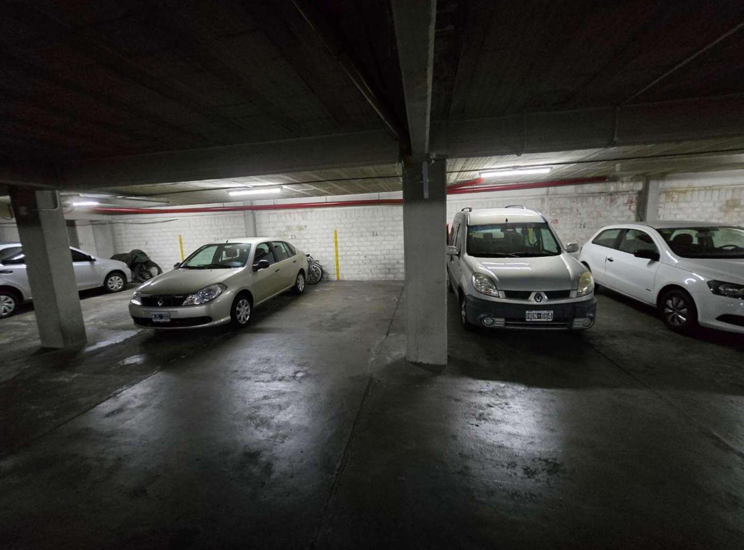 Foto de GARAGE EN VENTA VILLA URQUIZA, imagen 5