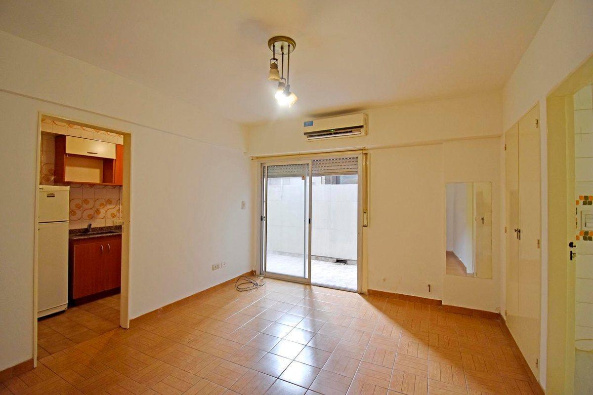 Foto de MONOAMBIENTE EN VENTA EN CABALLITO CON PATIO, imagen 3