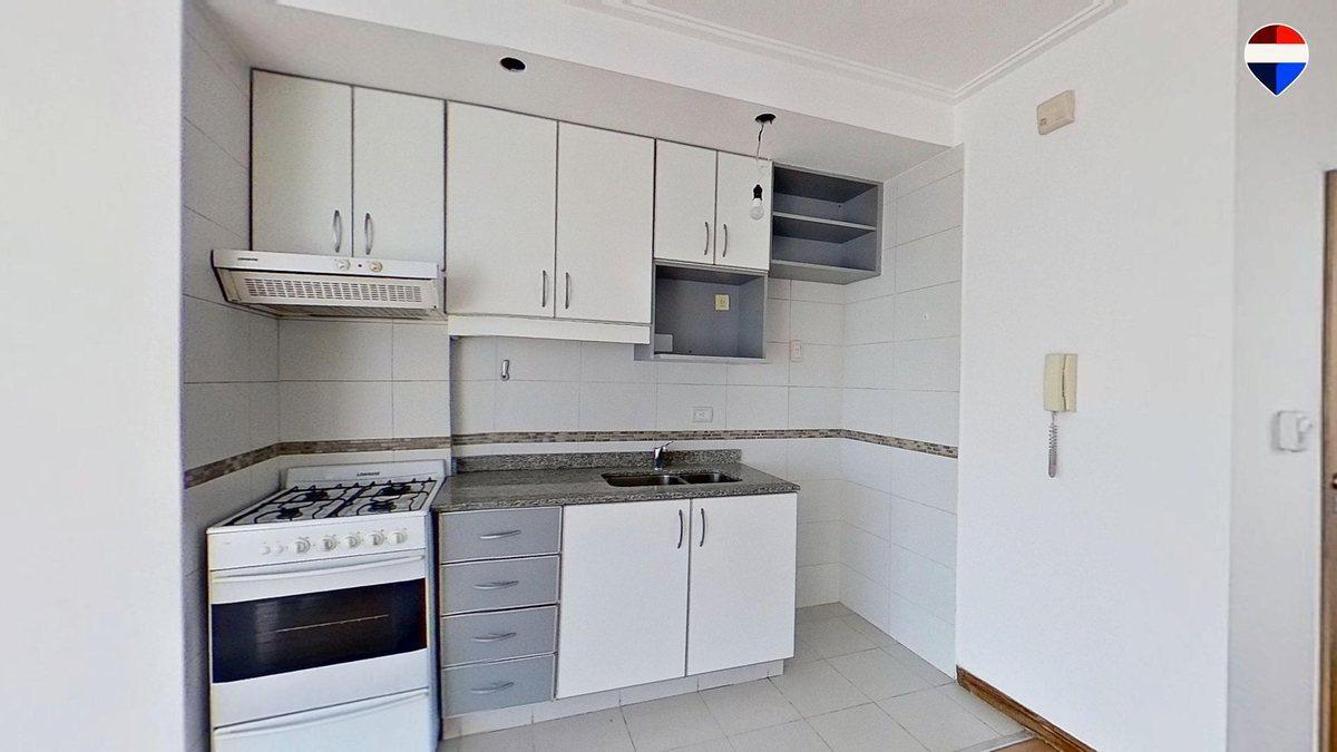 Foto de VENTA DEPARTAMENTO 2 AMB BOEDO BALC TERR -2 COCH, imagen 2
