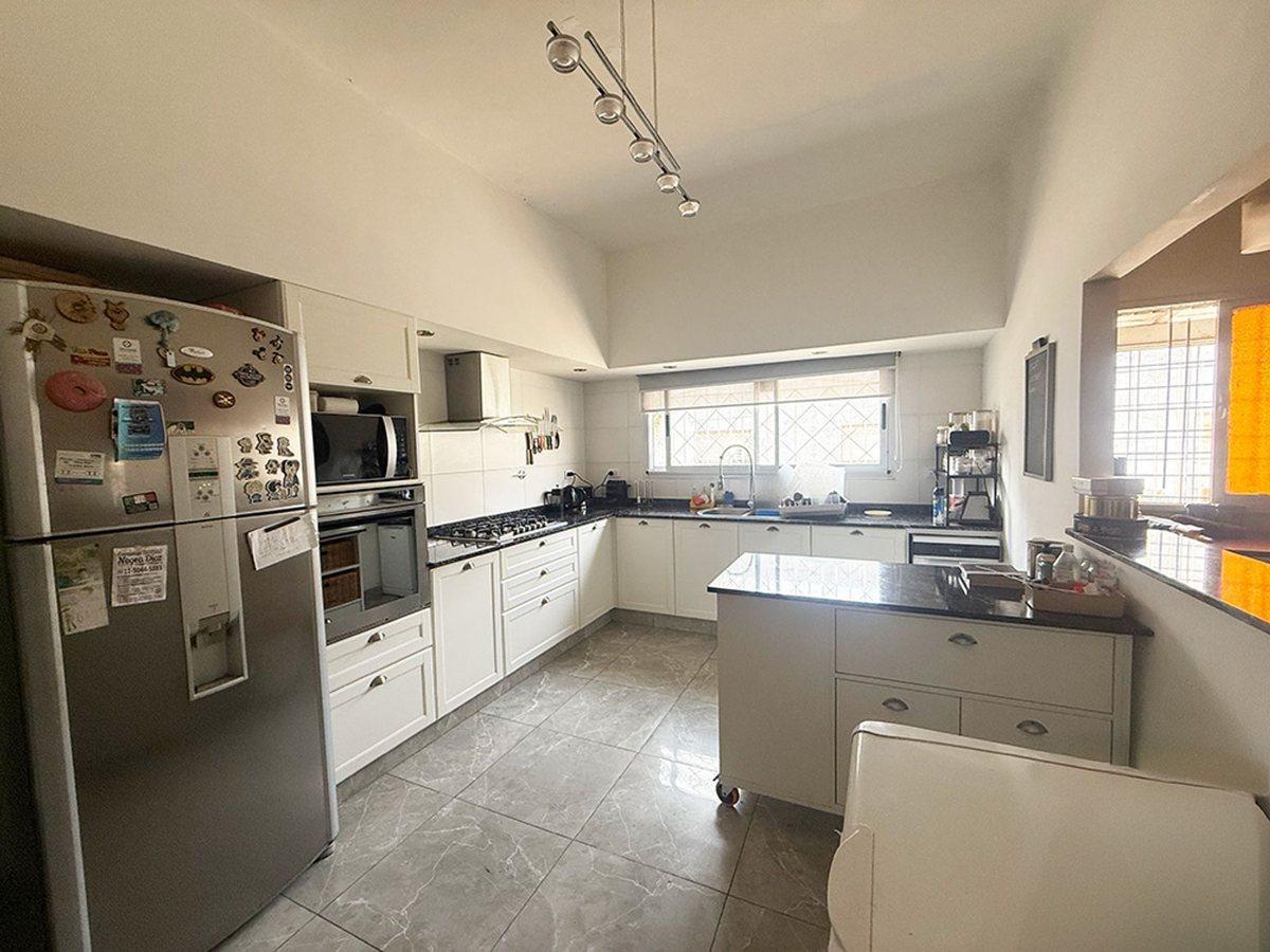 Foto de CASA EN VENTA RECICLADA A NVA SARANDI AVELLANEDA, imagen 4