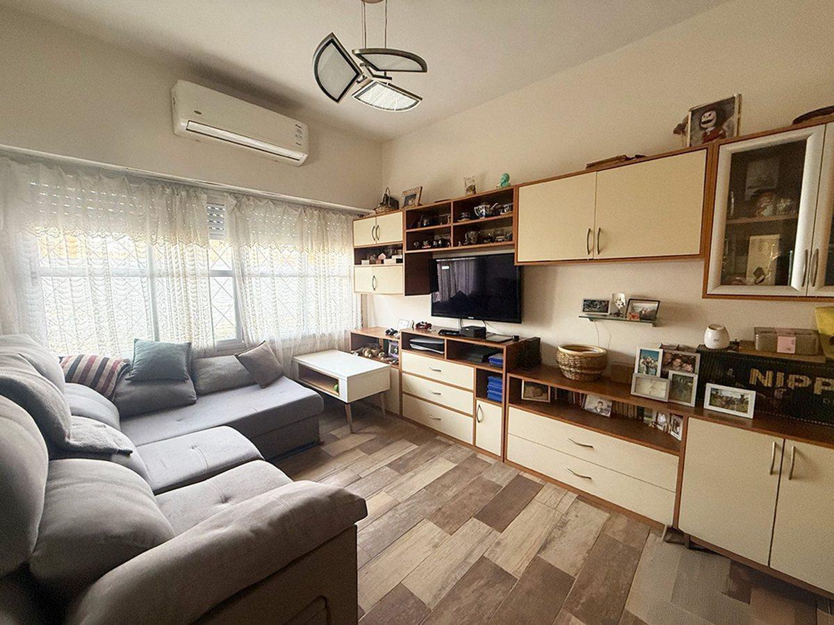 Foto de CASA EN VENTA RECICLADA A NVA SARANDI AVELLANEDA, imagen 1