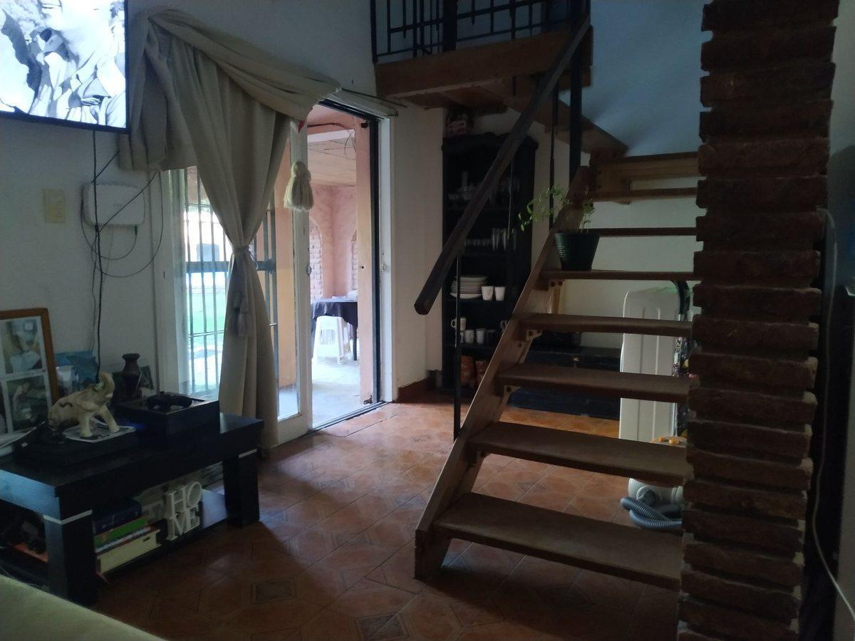 Foto de Venta de casa quinta 1200m en Las Casuarinas Lujan, imagen 2
